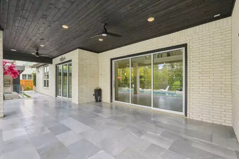 Exterior - 27704 Hazelbrook Ln, Spring, TX 77386 photo 5 of 15