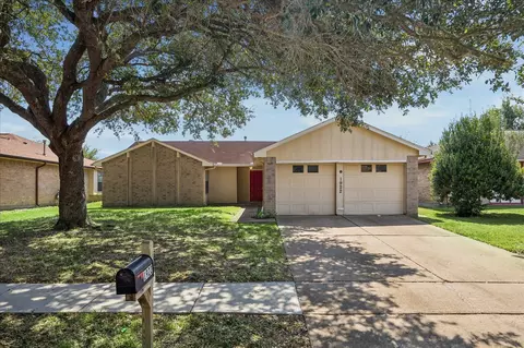 1922 Summer Place Dr, Missouri City, TX 77489