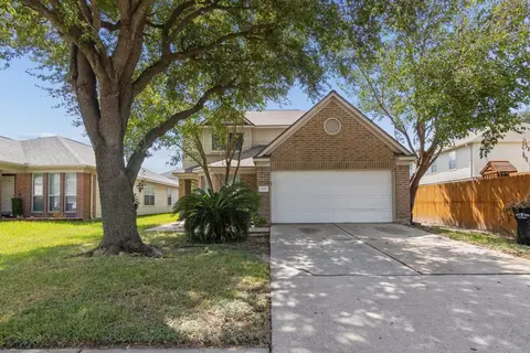 1919 Tomlinson Trail Dr, Houston, TX 77067
