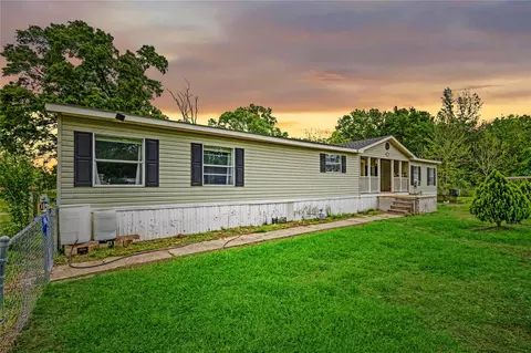 649 Private Road 684, Dayton, TX 77535