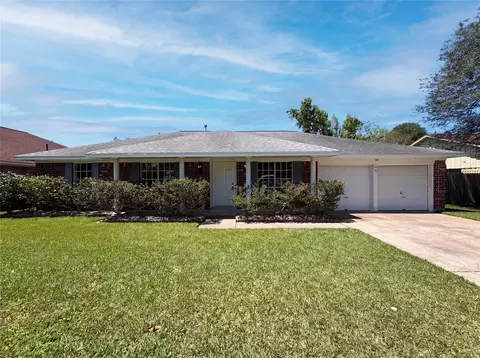 12614 A Bar Dr, Santa Fe, TX 77510