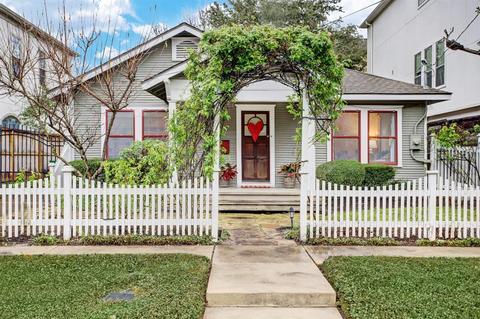 2110 Morse St, Houston, TX 77019 | 21 Photos | MLS #80396878 - Movoto