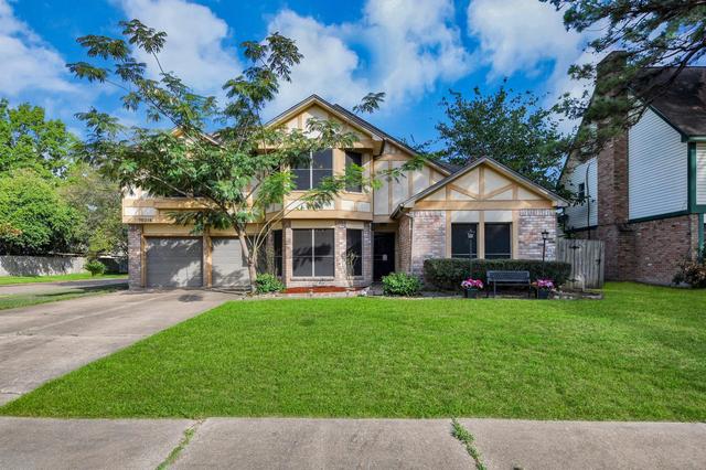 10214 Waving Fields Dr, Houston, TX 77064