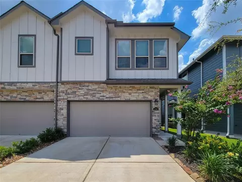 4743 Glen Isle Dr, Houston, TX 77009