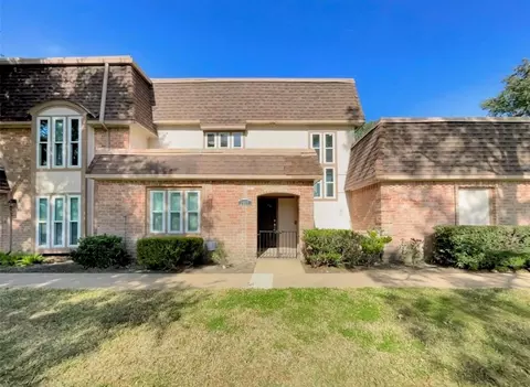 2805 Cambridge Ln, Missouri City, TX 77459