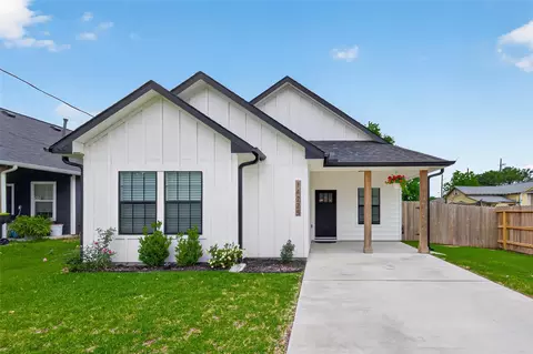 14225 W Richmond St, Needville, TX 77461