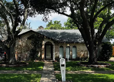 10715 Sagegreen Dr, Houston, TX 77089