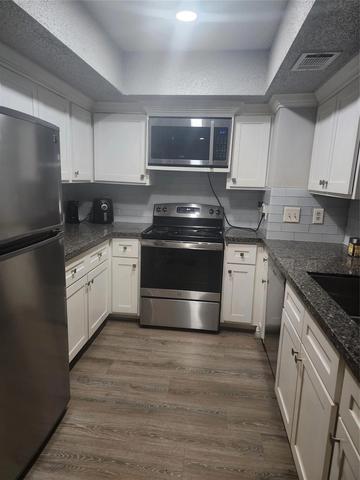 2816 S Bartell Dr #4, Houston, TX 77054