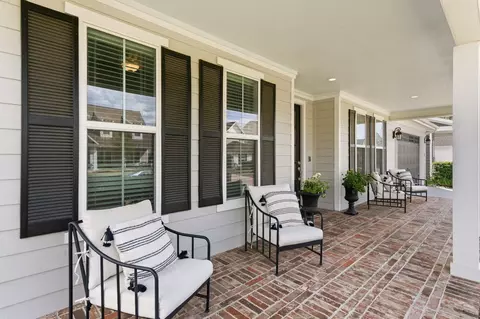 Exterior - 2208 Salt Grass Trl, Conroe, TX 77384 photo 4 of 6