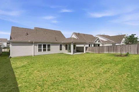 Exterior - 2208 Salt Grass Trl, Conroe, TX 77384 photo 6 of 6