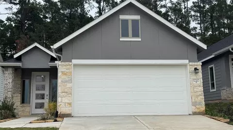 12207 Ridge Top Dr, Conroe, TX 77304