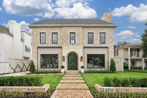 3717 Chevy Chase Dr, Houston, TX 77019