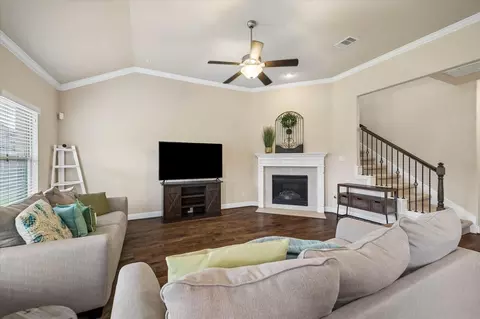 Living - 3805 Enchanted Timbers Ln, Spring, TX 77386 photo 2 of 2