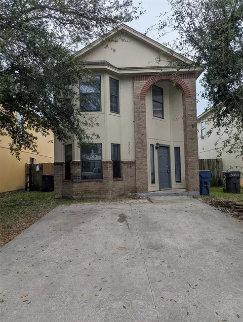 3006 La Estancia Ln, Houston, TX 77093