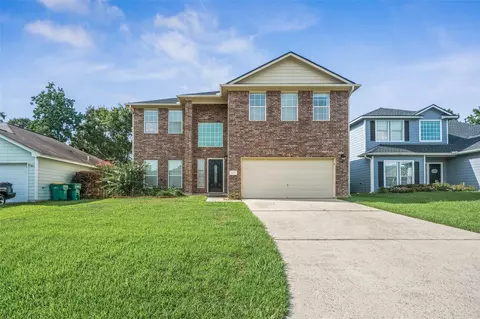 1815 Northampton Dr, Conroe, TX 77303 photo 1