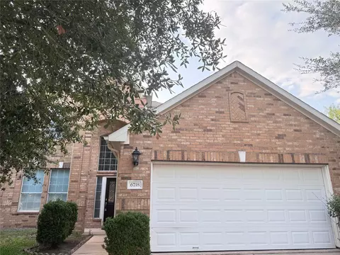 6718 Chester Oak Dr, Houston, TX 77083
