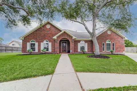 3703 Still Creek Rd, Pasadena, TX 77505