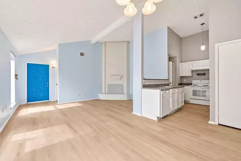 Living - 5421 Diane Ct, Spring, TX 77373 photo 1 of 2