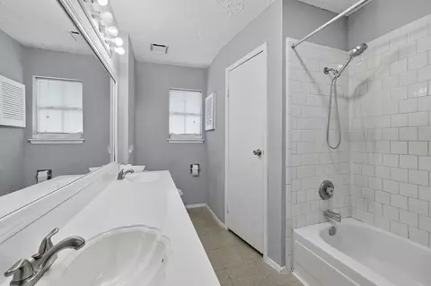 Bath - 5421 Diane Ct, Spring, TX 77373 photo 3 of 4