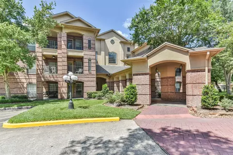 2815 Kings Crossing Dr #212, Kingwood, TX 77345
