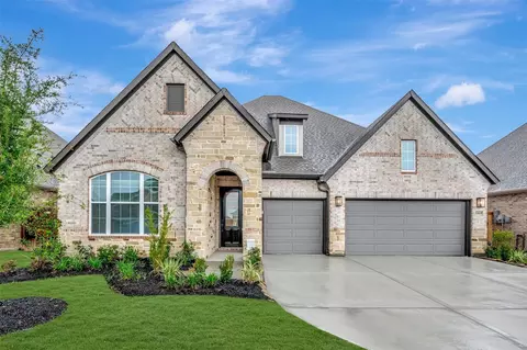 32035 River Birch Ln, Waller, TX 77484