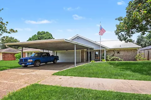1202 Denise St, Deer Park, TX 77536