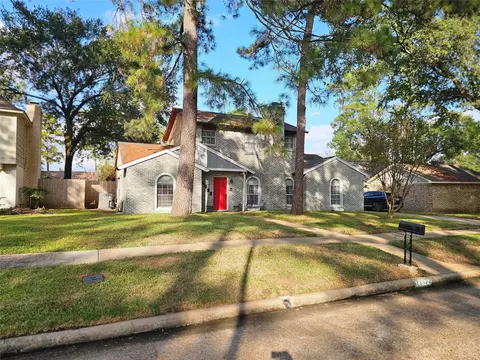 14822 Cedar Point Dr, Houston, TX 77070