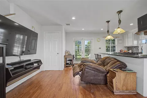4201 Lawrence Rd, Beach City, TX 77523