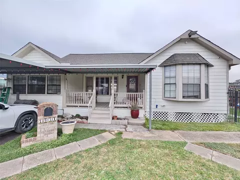 7931 Scanlock St, Houston, TX 77012