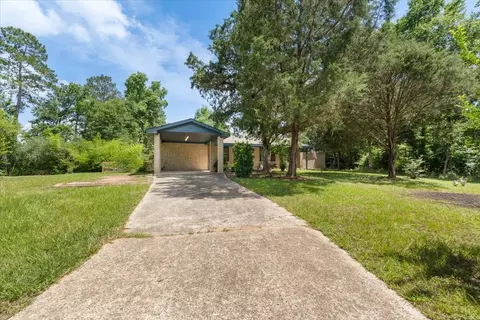 10530 Royal York Dr, Conroe, TX 77303