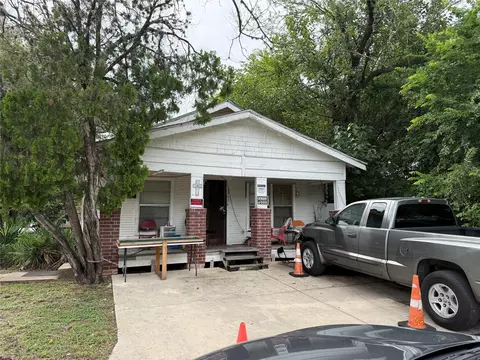 3420 Delano St, Houston, TX 77004