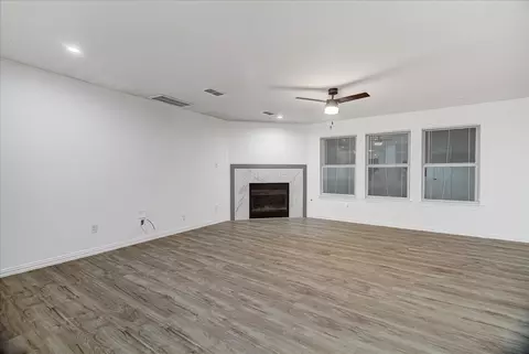 Living - 3107 Rendezvous Ct, Spring, TX 77373 photo 6 of 10