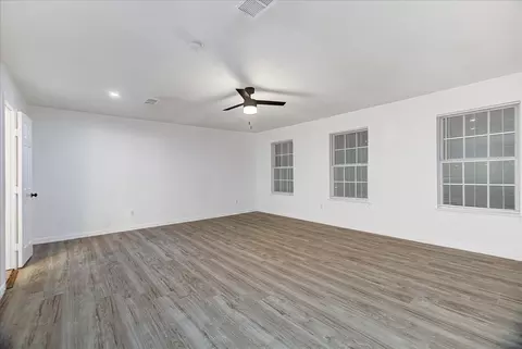 Living - 3107 Rendezvous Ct, Spring, TX 77373 photo 8 of 10