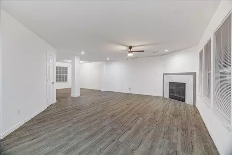 Living - 3107 Rendezvous Ct, Spring, TX 77373 photo 7 of 10