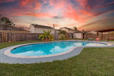 Exterior - 3107 Rendezvous Ct, Spring, TX 77373 photo 6 of 7