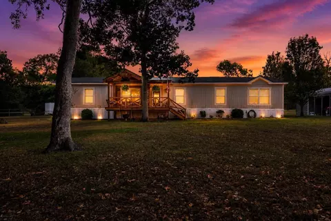 Exterior - 11746 E Small Oak Ln, Willis, TX 77378 photo 7 of 8
