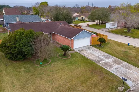 11603 Olivewood Dr, Houston, TX 77089