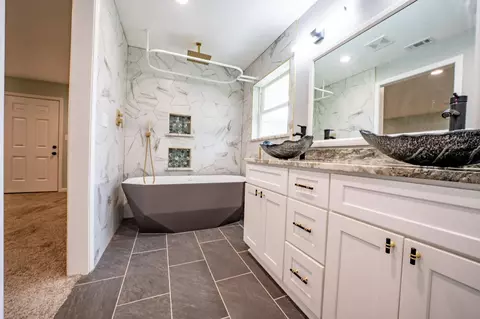 Bath - 19202 Casper Dr, Spring, TX 77373 photo 3 of 3
