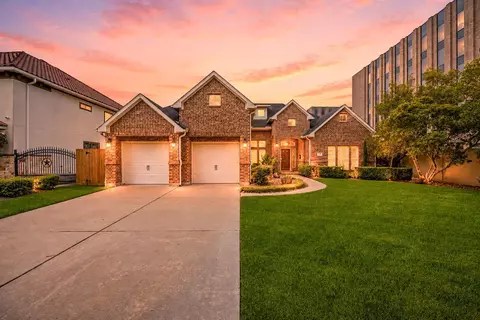4629 Oakdale St, Bellaire, TX 77401