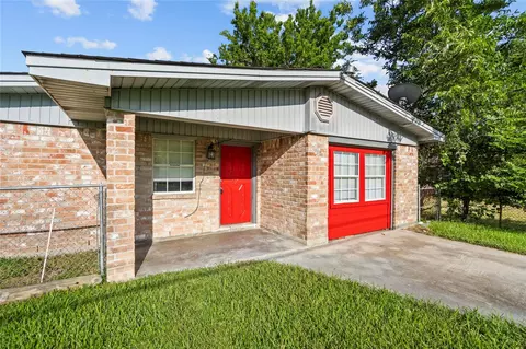 206 S Texas St, Texas City, TX 77591