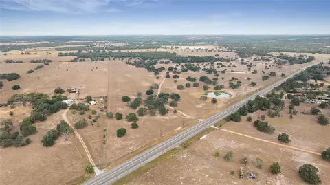 13320 Us Highway 77 S, Hallettsville, TX 77964