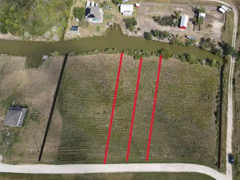89-90 Bayou Ave, Baytown, TX 77514