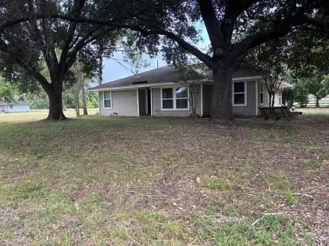 36930 Flintlock Dr, Simonton, TX 77476 photo 2