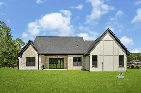 Exterior - 15004 Tybee Ln, Conroe, TX 77306 photo 3 of 4