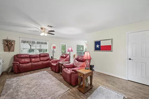 Living - 80 Indian Hbr, Trinity, TX 75862 photo 1 of 2