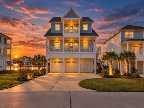 26814 Estuary Dr, Galveston, TX 77554
