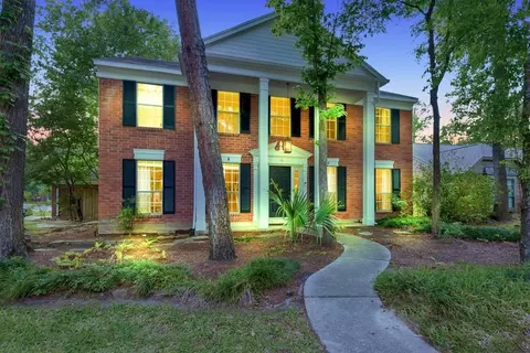 10 E Stony Bridge Cir, The Woodlands, TX 77381