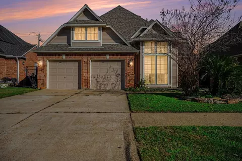 1321 Garden Ct, Deer Park, TX 77536