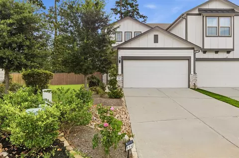 114 Skyshine Ct, Conroe, TX 77304