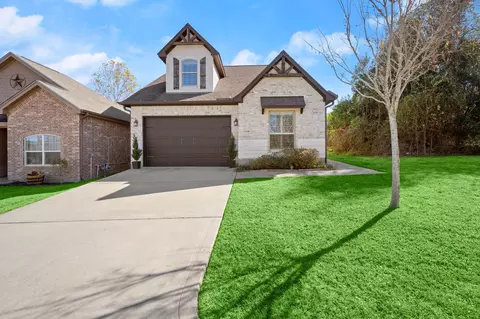 109 Harbour Town Cir, Montgomery, TX 77356